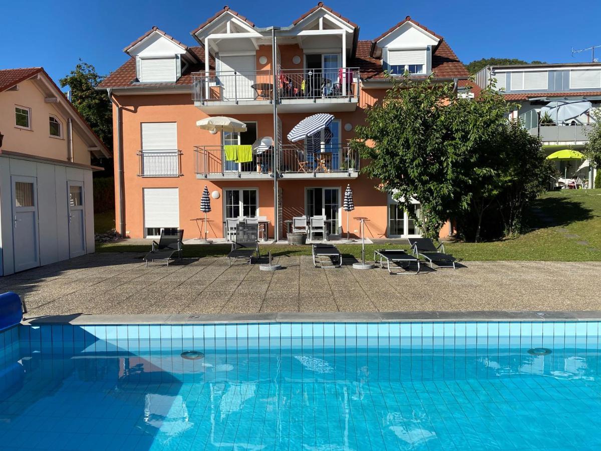 Die Seeblume - Ferienwohnung Mit Pool Und Seeblick Bodman-Ludwigshafen Eksteriør bilde