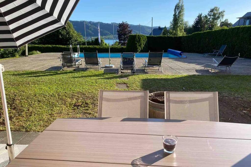 Die Seeblume - Ferienwohnung Mit Pool Und Seeblick Bodman-Ludwigshafen Eksteriør bilde