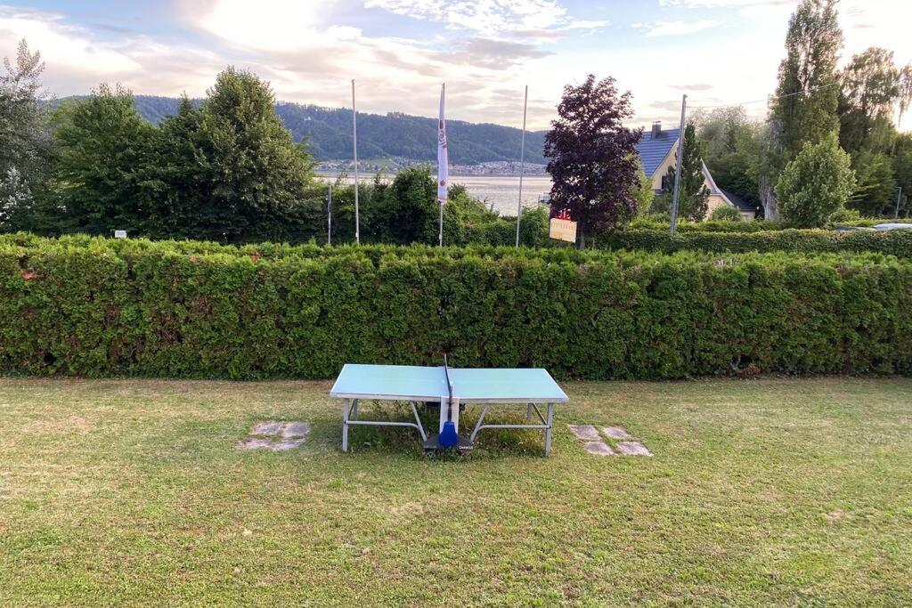 Die Seeblume - Ferienwohnung Mit Pool Und Seeblick Bodman-Ludwigshafen Eksteriør bilde