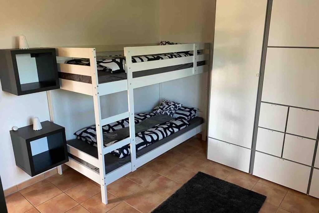Die Seeblume - Ferienwohnung Mit Pool Und Seeblick Bodman-Ludwigshafen Eksteriør bilde