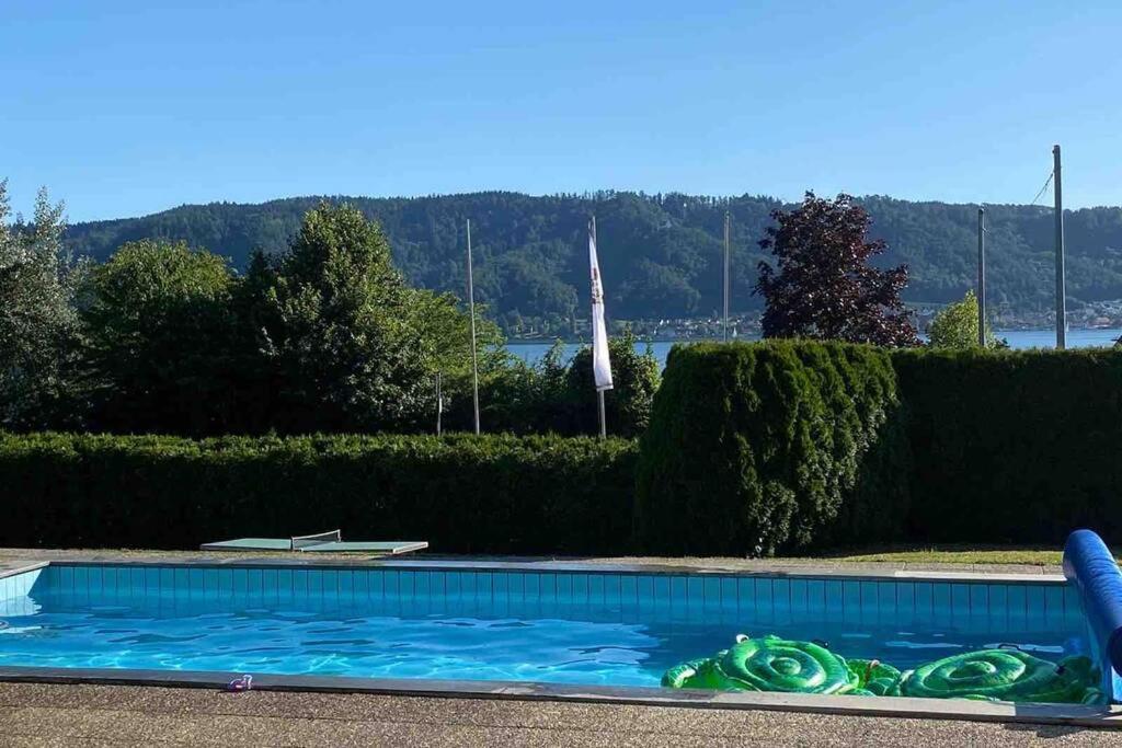 Die Seeblume - Ferienwohnung Mit Pool Und Seeblick Bodman-Ludwigshafen Eksteriør bilde